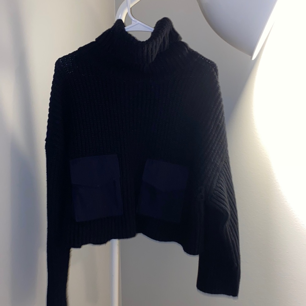 Zara navy turtleneck sweater - Medium
